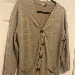 Fashionnova woman’s long (knee length) cardigan